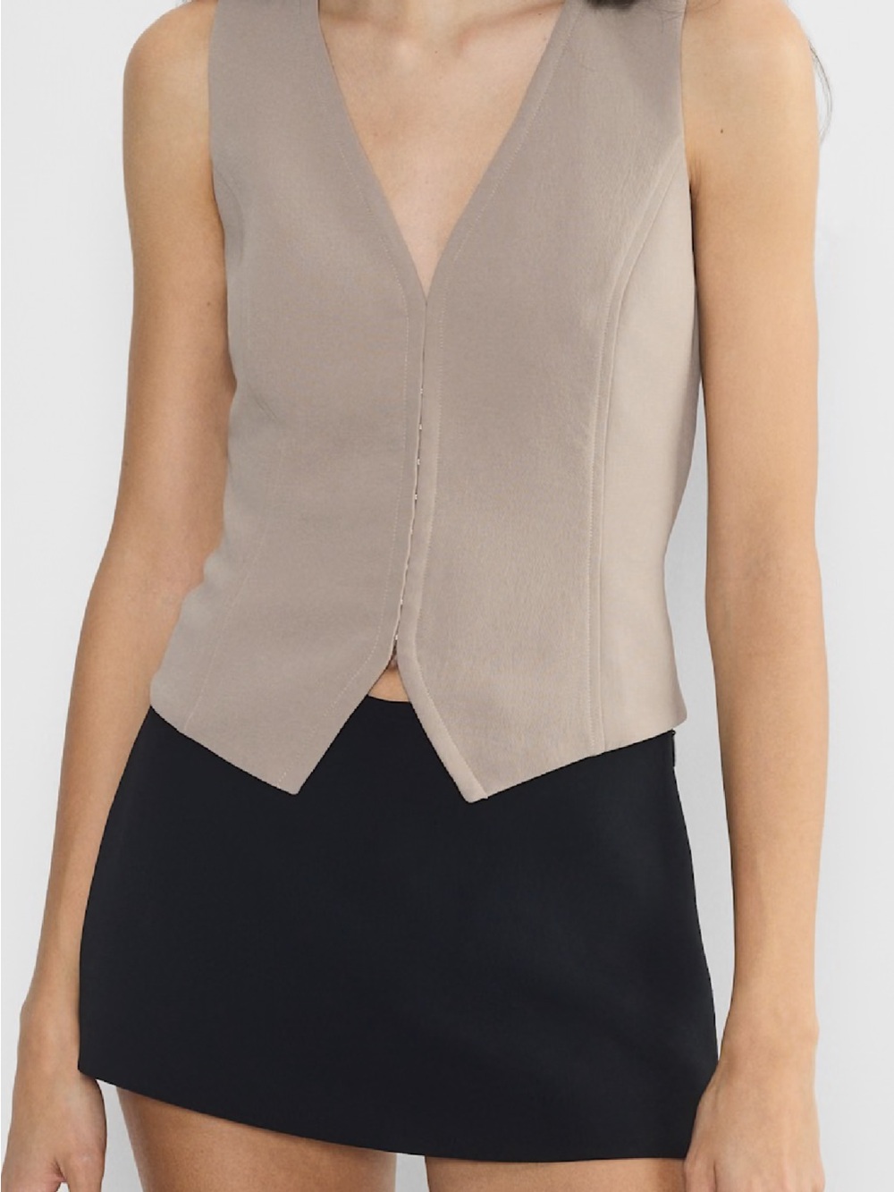 Aritzia Attire Vest-size 4